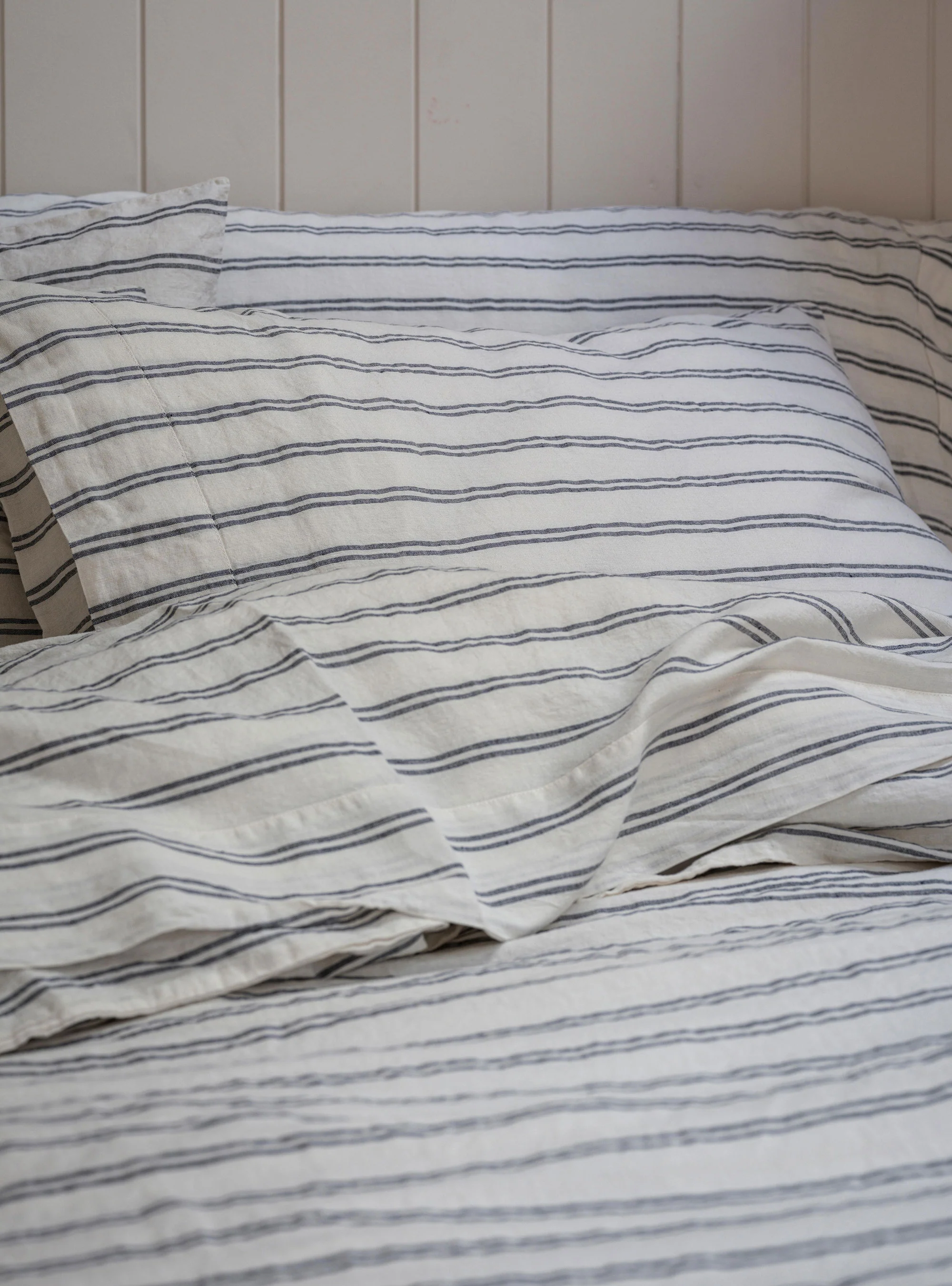 Ivory Kemptown Stripe Linen Blend Pillowcase (Pair)