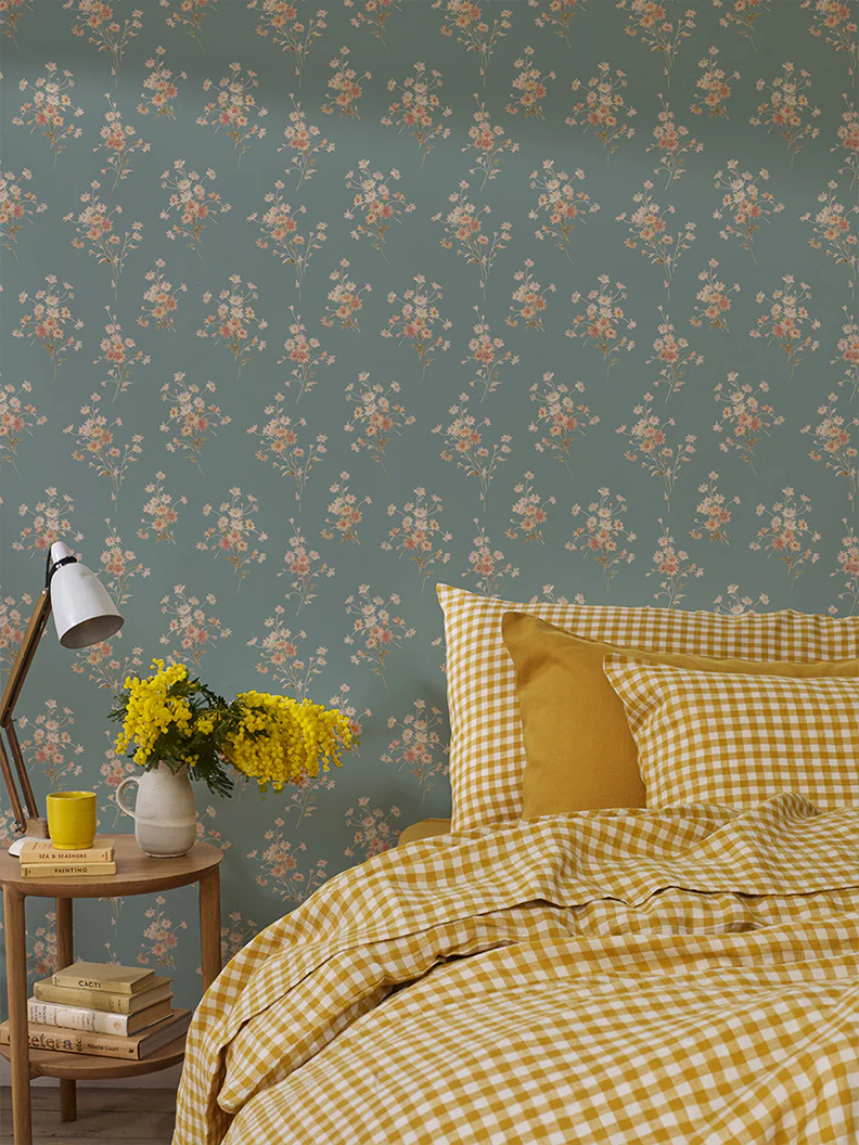 Laurel Green Daisy Bouquet Wallpaper - Image 2
