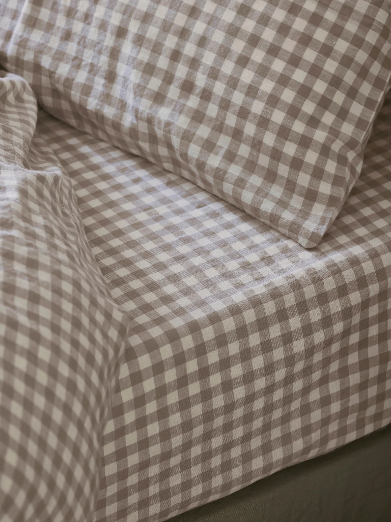 Mushroom Gingham 100% Linen Fitted Sheet