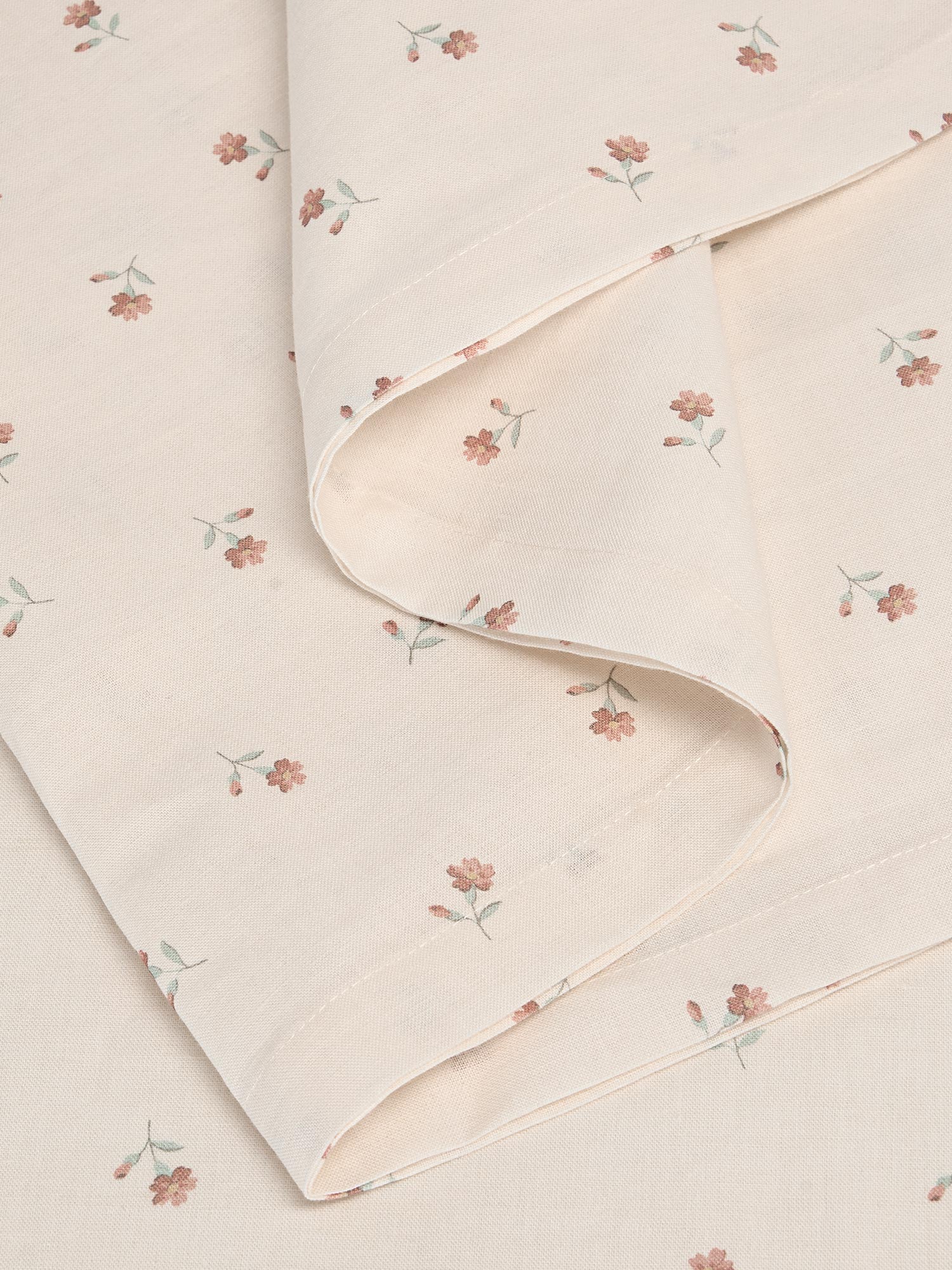 Pearl Posy Bud Linen Blend Table Runner - Image 3