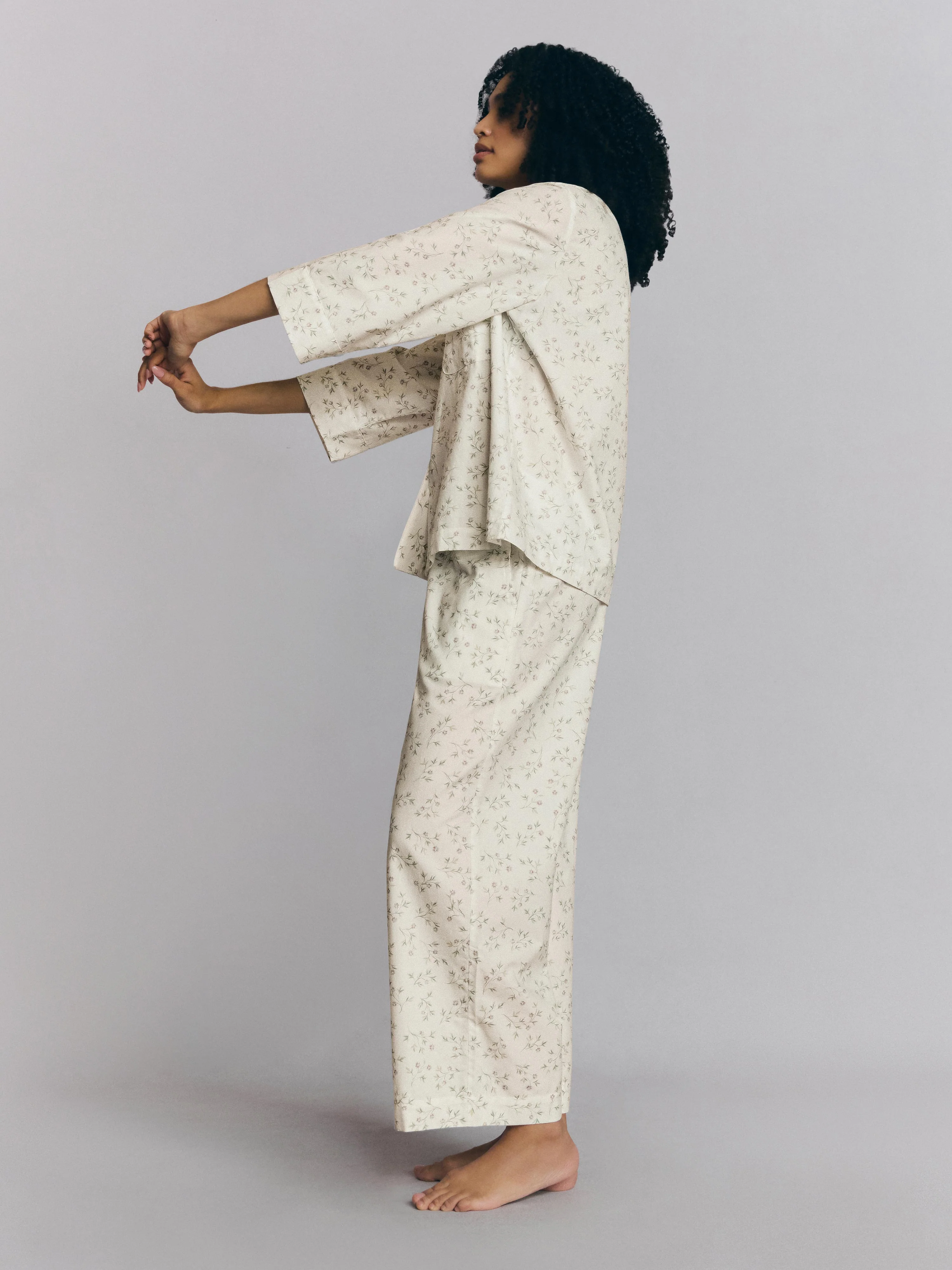 Spring Sprig Floral Cotton Cropped Pajama Set - Image 3