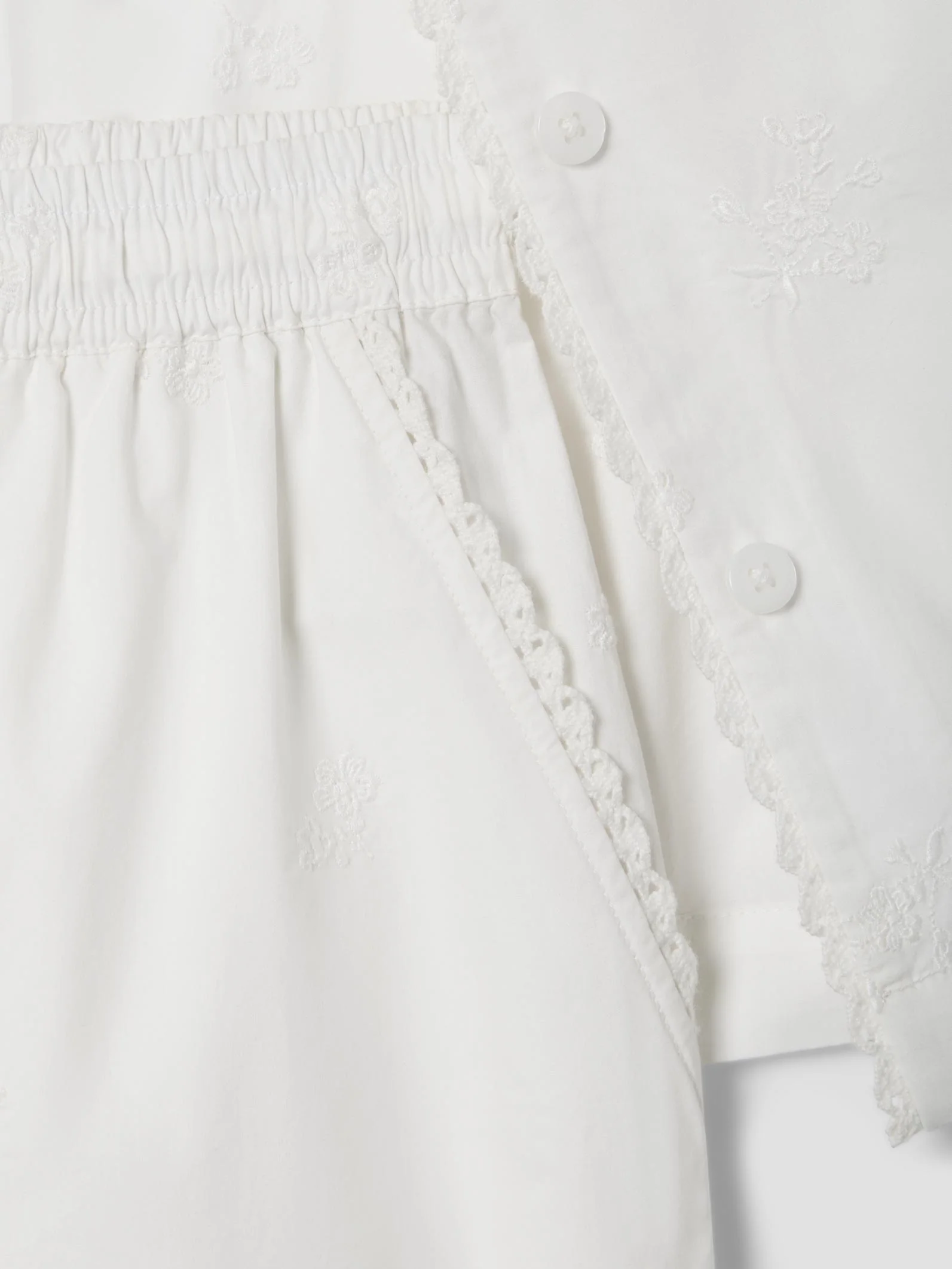 White Floral Embroidered Cotton Cropped Pants Set - Image 6
